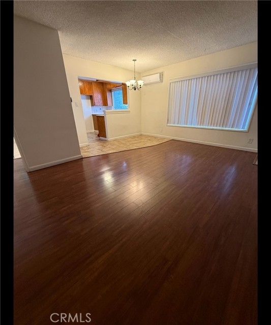 Detail Gallery Image 4 of 12 For 6134 Hazeltine Ave #6,  Van Nuys,  CA 91401 - 2 Beds | 1 Baths