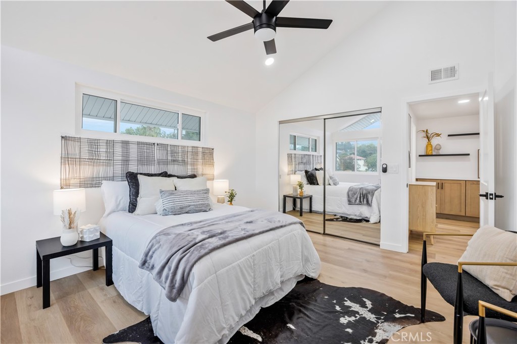 MLS #OC25260126 image #21