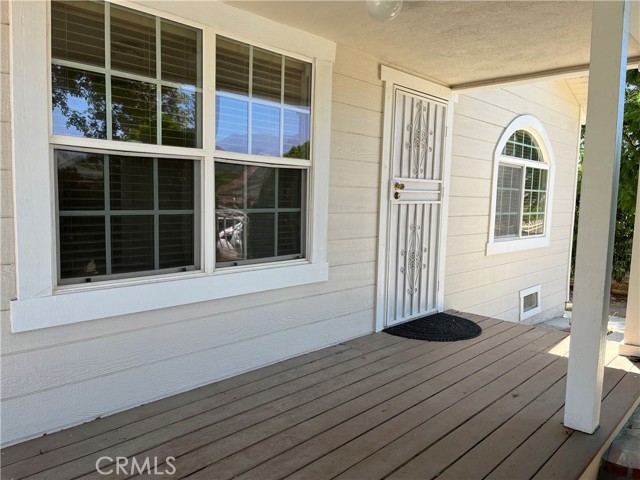 Detail Gallery Image 6 of 25 For 19260 Diplomat Ave, Corona,  CA 92881 - 2 Beds | 2 Baths