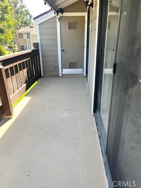 Detail Gallery Image 6 of 11 For 19114 Parkland St, Yorba Linda,  CA 92886 - 3 Beds | 2 Baths