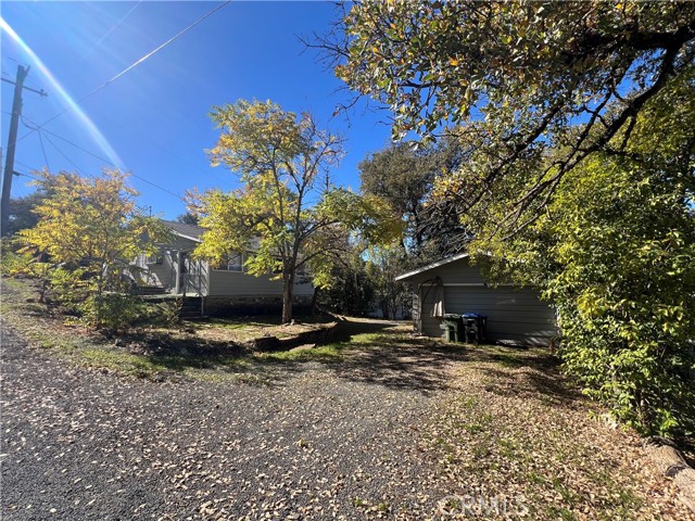 Detail Gallery Image 4 of 18 For 15540 32nd, Clearlake,  CA 95422 - 2 Beds | 1 Baths