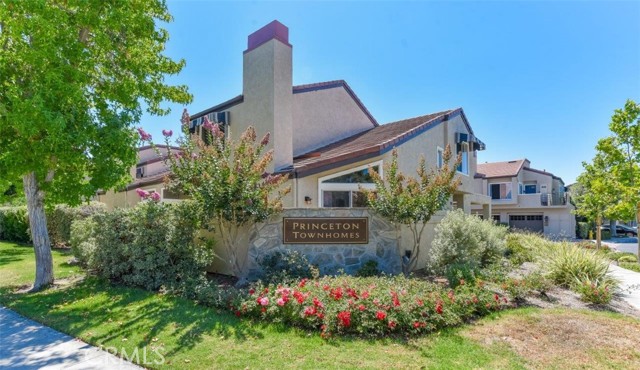 Detail Gallery Image 3 of 39 For 391 Stanford Ct #1,  Irvine,  CA 92612 - 3 Beds | 3 Baths