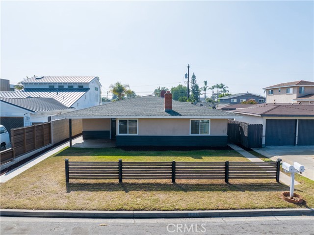 231 Knox St, Costa Mesa, CA 92627