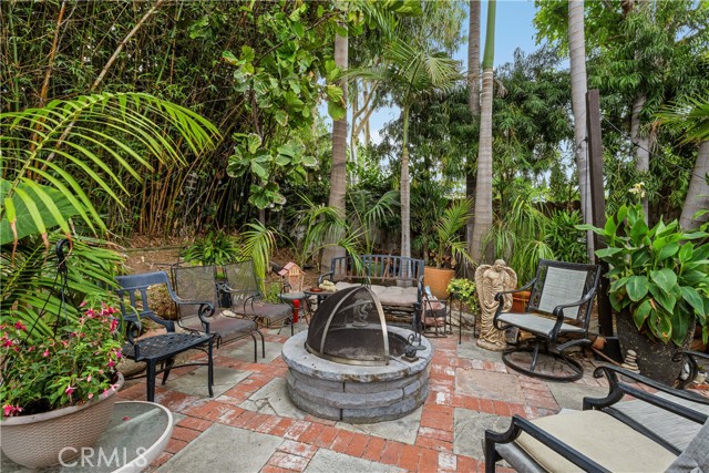 Detail Gallery Image 35 of 36 For 1956 Flamingo Dr, Costa Mesa,  CA 92626 - 4 Beds | 3 Baths