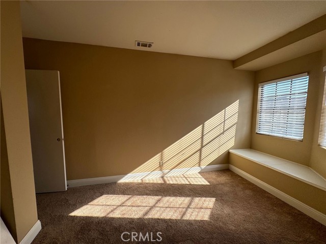 Detail Gallery Image 15 of 29 For 22066 Loch Lomond, Canyon Lake,  CA 92587 - 4 Beds | 3 Baths