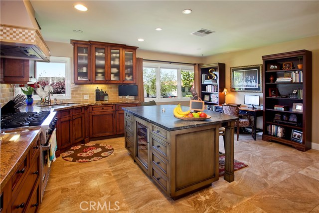 1521 Espinosa Circle, Palos Verdes Estates, California 90274, 3 Bedrooms Bedrooms, ,2 BathroomsBathrooms,Residential,Sold,Espinosa,PV17020430