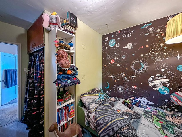 3915 E 11th Street, Long Beach CA: https://media.crmls.org/medias/70f6f80a-0215-4031-9c3f-85f4c79c4961.jpg