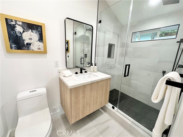 Detail Gallery Image 15 of 20 For 23026 Mobile St, West Hills,  CA 91307 - 4 Beds | 3/1 Baths