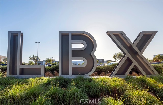 4224 Falcon Avenue, Long Beach CA: https://media.crmls.org/medias/70f75cf2-821e-4351-bdd9-254283d162fa.jpg