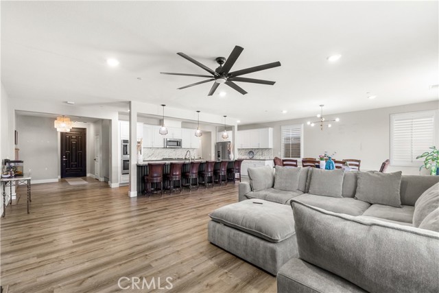 Detail Gallery Image 30 of 70 For 5149 Sammy Hagar, Fontana,  CA 92336 - 6 Beds | 4/1 Baths