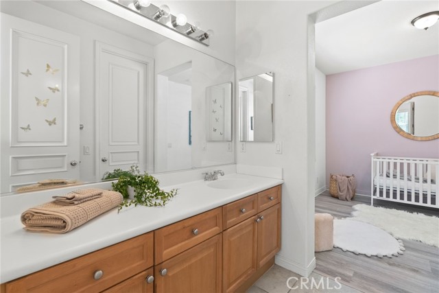 21 Plaza Modena, Lake Elsinore CA: https://media.crmls.org/medias/70f87ef8-7309-4ab7-a021-db62113986ad.jpg