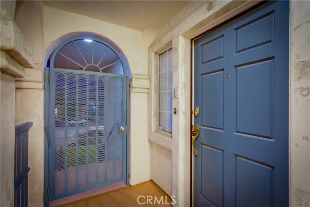 4021 S Pacific Avenue, San Pedro CA: https://media.crmls.org/medias/70f95e2d-5008-4abb-905b-ad1888663781.jpg