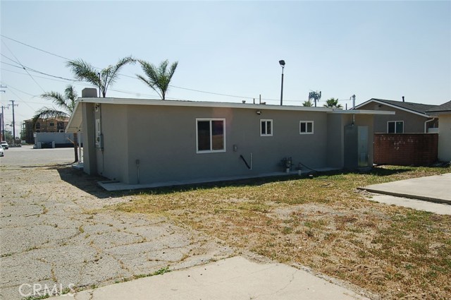 Detail Gallery Image 18 of 18 For 16436 Foothill Bld #1/2,  Fontana,  CA 92335 - 2 Beds | 1 Baths