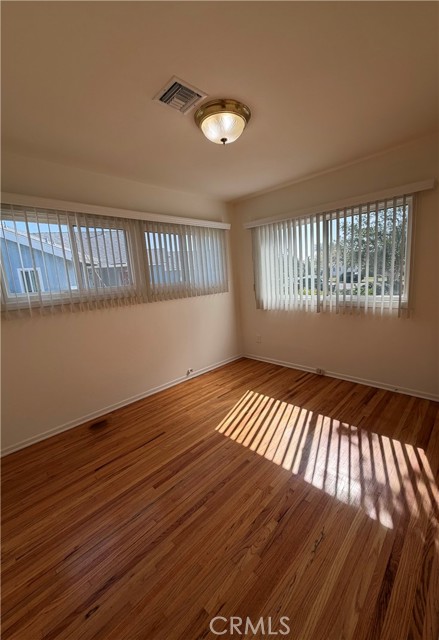 Detail Gallery Image 16 of 31 For 15853 Romar, Granada Hills,  CA 91343 - 3 Beds | 2 Baths