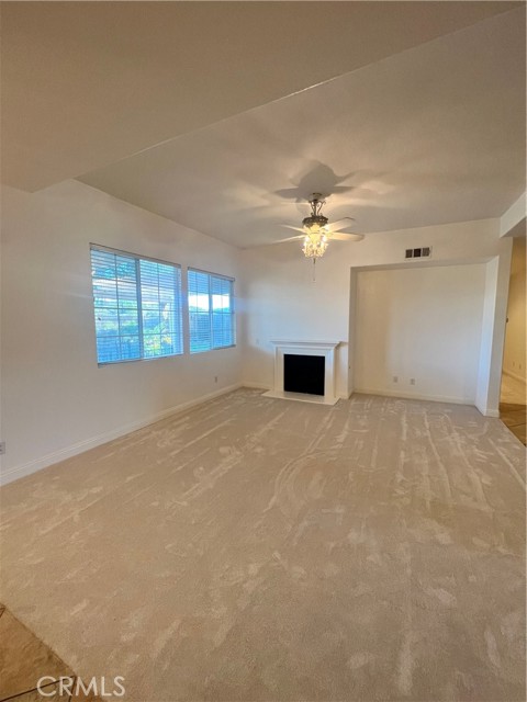 Detail Gallery Image 12 of 36 For 53051 Imperial, Lake Elsinore,  CA 92532 - 4 Beds | 2/1 Baths