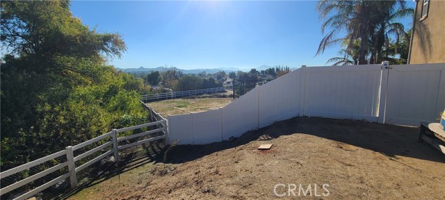 Detail Gallery Image 13 of 15 For 17319 Timberview Dr, Riverside,  CA 92504 - 4 Beds | 4 Baths