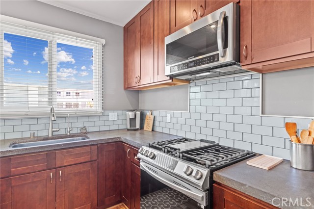 kitchen window offers ocean peek