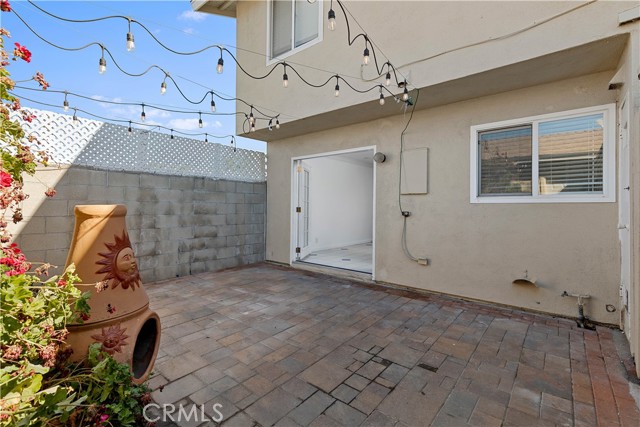 Detail Gallery Image 15 of 50 For 15880 Bogart Ct, Fountain Valley,  CA 92708 - 3 Beds | 2 Baths