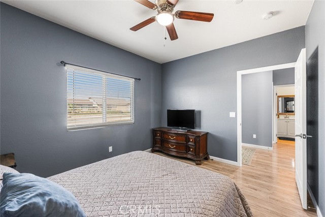 Detail Gallery Image 32 of 57 For 10588 Peach Ave, California City,  CA 93505 - 4 Beds | 2/1 Baths