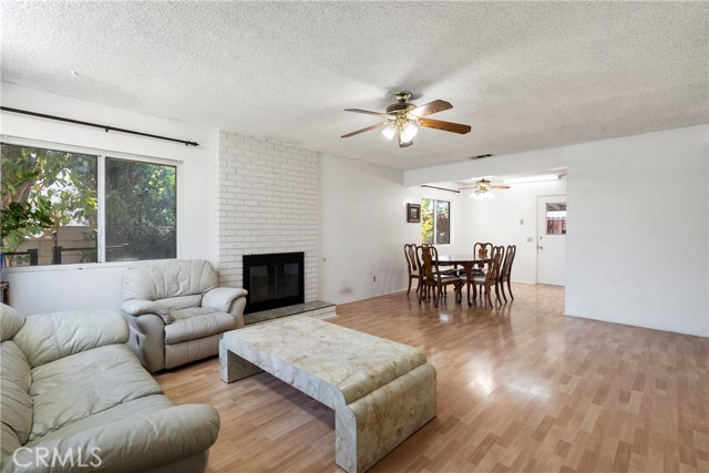 Detail Gallery Image 5 of 19 For 5553 N Charlotte Ave, San Gabriel,  CA 91776 - 3 Beds | 2 Baths