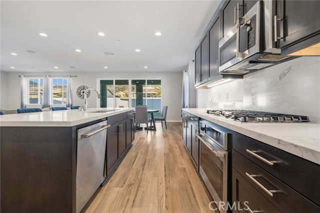 Detail Gallery Image 9 of 53 For 369 Rose St, Fillmore,  CA 93015 - 5 Beds | 3/1 Baths