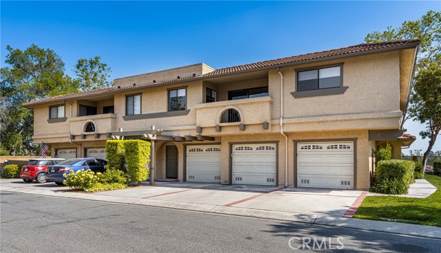 Detail Gallery Image 2 of 36 For 25266 Birch Grove Ln #6,  Lake Forest,  CA 92630 - 2 Beds | 2 Baths