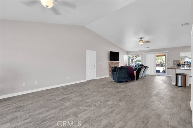 Detail Gallery Image 31 of 61 For 11347 Topaz Rd, Victorville,  CA 92392 - 4 Beds | 2 Baths