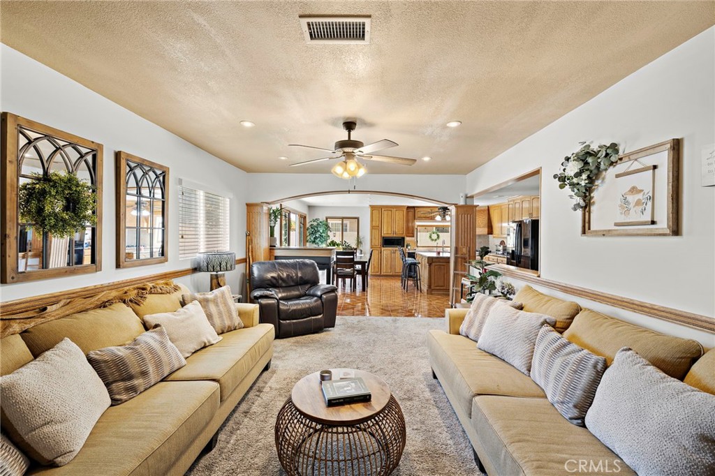 71008b7f 46cd 4d98 Aecc Bede63bb7250