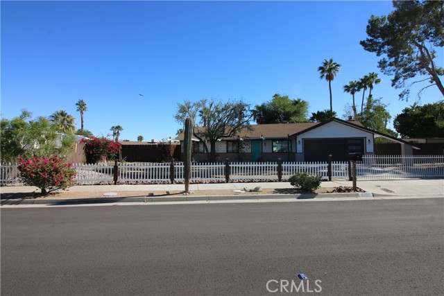 Detail Gallery Image 6 of 67 For 2200 N Carillo Rd, Palm Springs,  CA 92262 - 4 Beds | 2 Baths