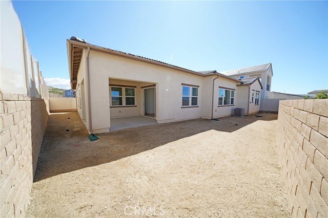 29425 Camino Surfeo, Valencia CA: https://media.crmls.org/medias/7101a347-fe80-4209-bf87-923481873d21.jpg