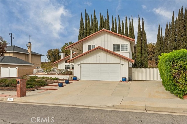 Detail Gallery Image 3 of 32 For 631 E Parkwood Ave, La Habra,  CA 90631 - 4 Beds | 3 Baths