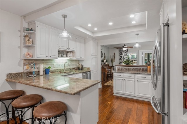 21778 Tahoe Lane, Lake Forest CA: https://media.crmls.org/medias/71030087-40c6-4b00-90cd-d7a4e504eb84.jpg