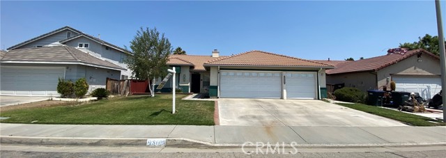 980 Lexington Street, Hemet CA: https://media.crmls.org/medias/7103c15b-0e47-4cd2-a5f8-8876b7e42b5c.jpg