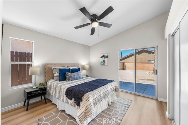 37011 Zinnia Street, Palmdale CA: https://media.crmls.org/medias/7104b1dd-7f53-407c-850e-f34c337cb996.jpg