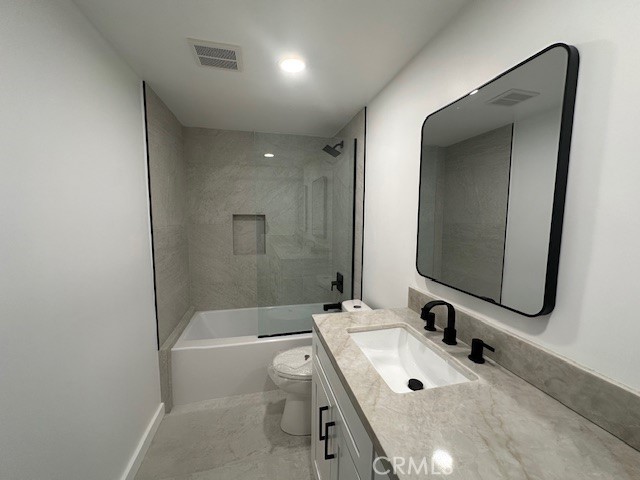 Detail Gallery Image 29 of 36 For 19951 Crystal Hills Ln, Northridge,  CA 91326 - 4 Beds | 3 Baths