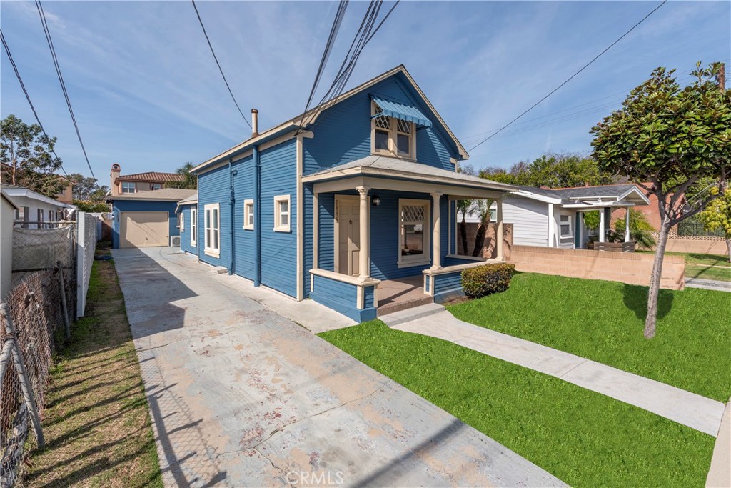 1887 Saint Louis Avenue