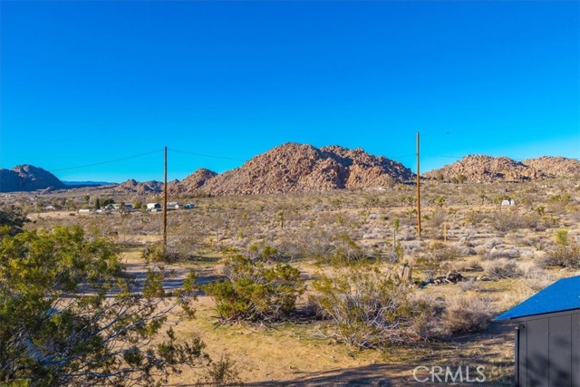 8729 Rock Haven Road, Joshua Tree CA: https://media.crmls.org/medias/710584d9-64b5-4670-b7fc-8d01ed367472.jpg