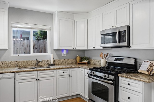 Detail Gallery Image 7 of 34 For 123 E Wilson, Orange,  CA 92867 - 3 Beds | 2 Baths