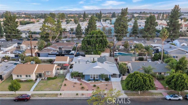 16908 Los Alimos Street, Granada Hills CA: https://media.crmls.org/medias/71060ccd-03ca-4864-bbb4-6d0378f212ff.jpg