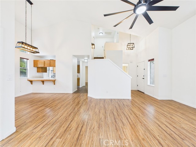 Detail Gallery Image 5 of 46 For 10781 N Windham Bay Cir, Fresno,  CA 93730 - 3 Beds | 2/1 Baths