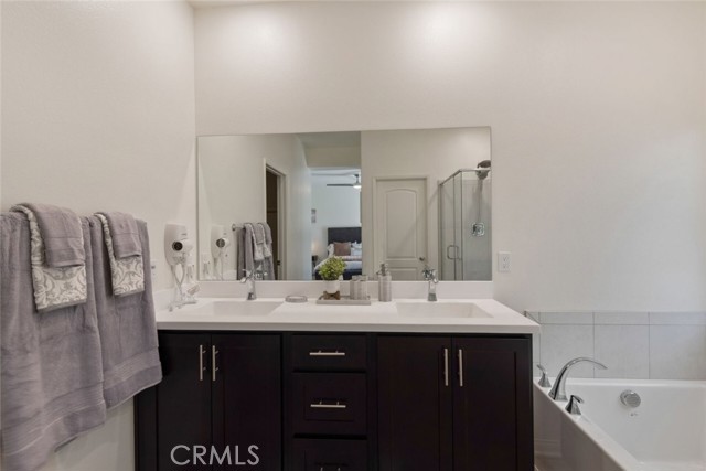 Detail Gallery Image 19 of 44 For 65161 Rolling Hills Dr, Desert Hot Springs,  CA 92240 - 4 Beds | 2 Baths