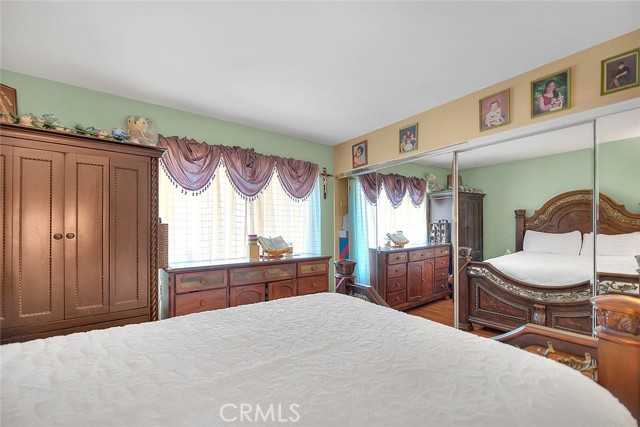 25664 Lola Court, Menifee CA: https://media.crmls.org/medias/710907ab-2c24-4205-b3c3-91563b5843f7.jpg