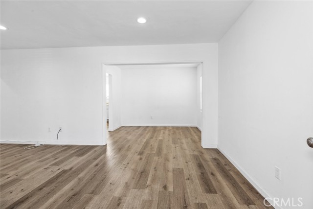 Detail Gallery Image 8 of 32 For 676 W Glenoaks Bld #C,  Glendale,  CA 91202 - 2 Beds | 1 Baths