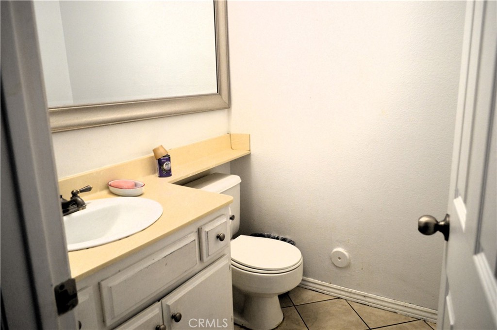 https://media.crmls.org/medias/710993e2-aa04-4749-941a-137686710c12.jpg?preset=X-Large