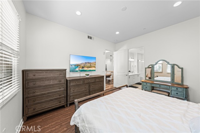 Detail Gallery Image 18 of 34 For 703 Trailblaze, Irvine,  CA 92618 - 2 Beds | 1/1 Baths