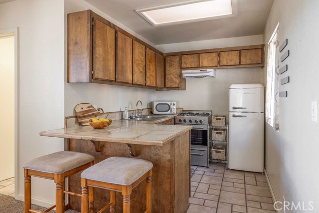 Detail Gallery Image 6 of 22 For 926 Angeles Bld, Big Bear City,  CA 92314 - 1 Beds | 1 Baths