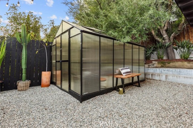 Detail Gallery Image 33 of 64 For 2207 - 2009 Apex Ave, Los Angeles,  CA 90039 - 2 Beds | 2 Baths