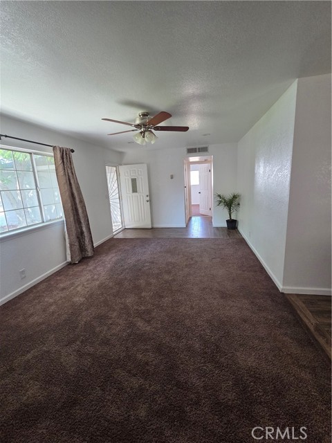 Detail Gallery Image 7 of 37 For 355 Woodlark St, Lancaster,  CA 93535 - 4 Beds | 2 Baths