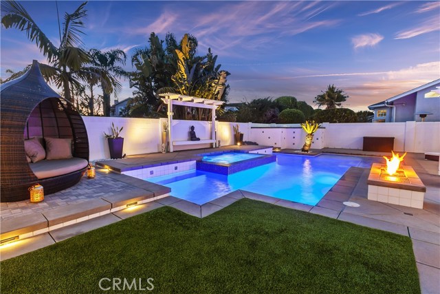 Detail Gallery Image 4 of 61 For 20191 Imperial Cove Ln, Huntington Beach,  CA 92646 - 3 Beds | 3 Baths
