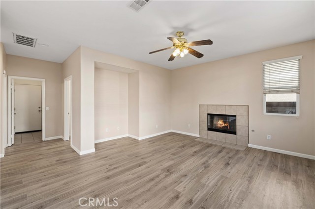 43342 Harbor, Lancaster CA: https://media.crmls.org/medias/710c602e-ac2e-48b0-a11c-f9809f0b2689.jpg